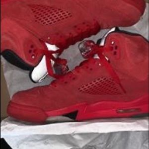 Red Jordan 5